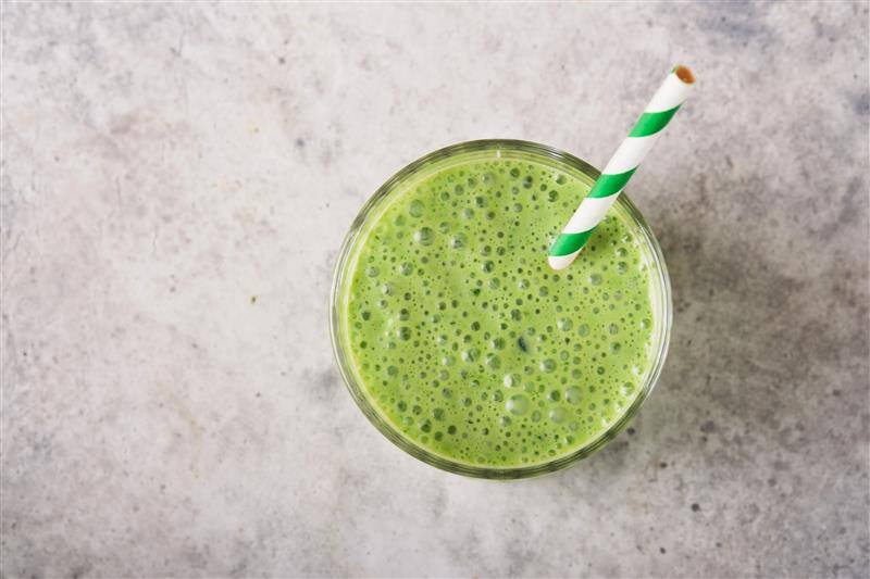 A Healthier Shamrock Shake: Paleo Green Smoothie